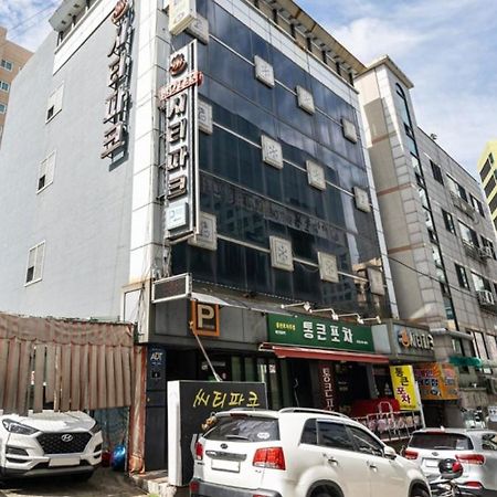 City Park Motel Seongnam Ngoại thất bức ảnh